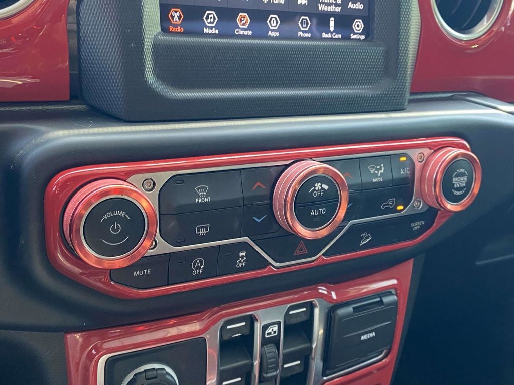 2020 Jeep Wrangler Unlimited Sahara Altitude 4x4