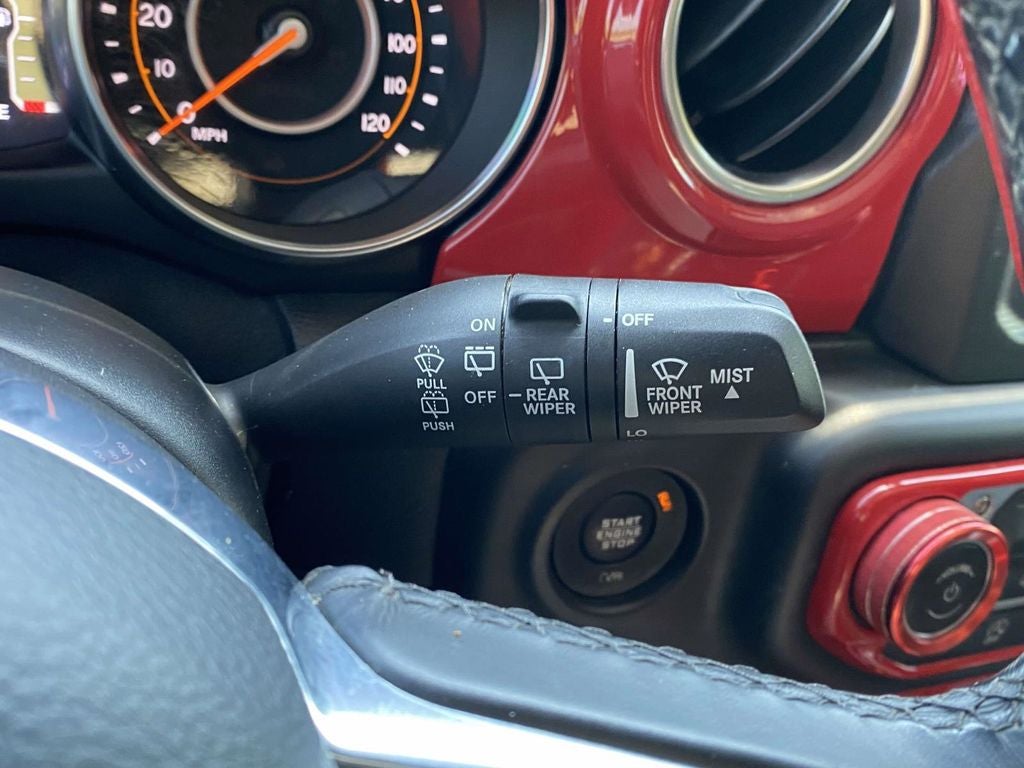 2020 Jeep Wrangler Unlimited Sahara Altitude 4x4