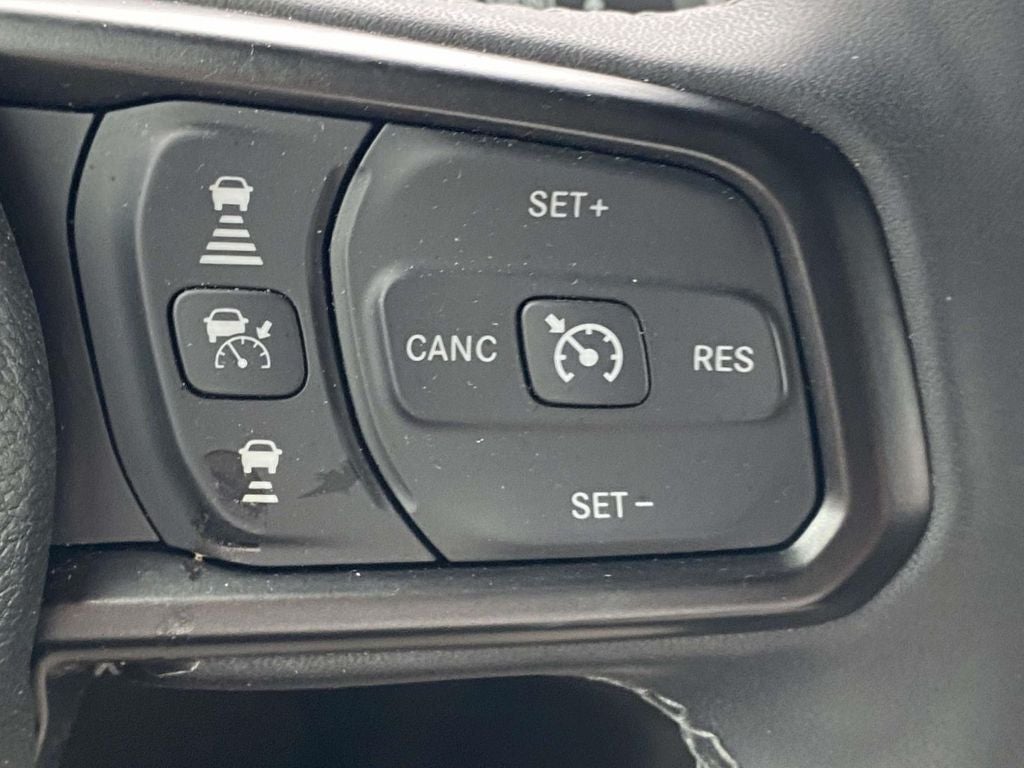 2025 Jeep Wrangler 4-Door Willys 4x4