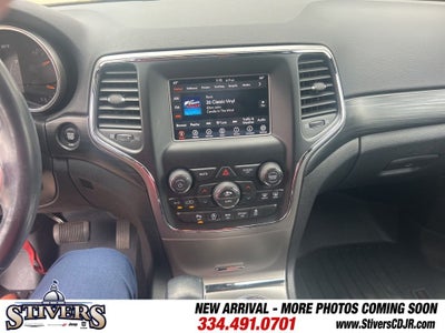 2020 Jeep Grand Cherokee Laredo E