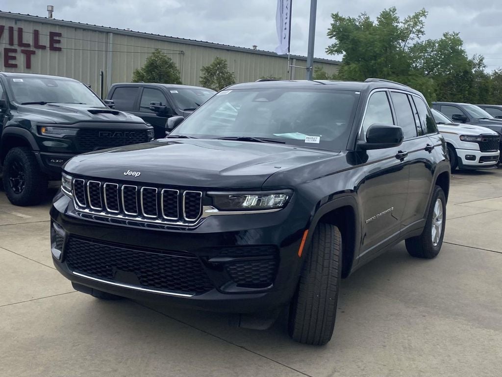 2026 Jeep Grand Cherokee GRAND CHEROKEE LAREDO X 4X2