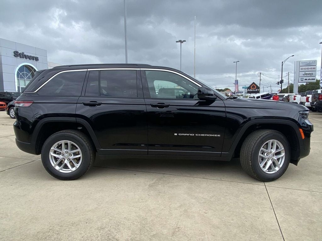 2026 Jeep Grand Cherokee GRAND CHEROKEE LAREDO X 4X2