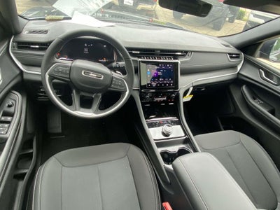2026 Jeep Grand Cherokee GRAND CHEROKEE LAREDO X 4X2
