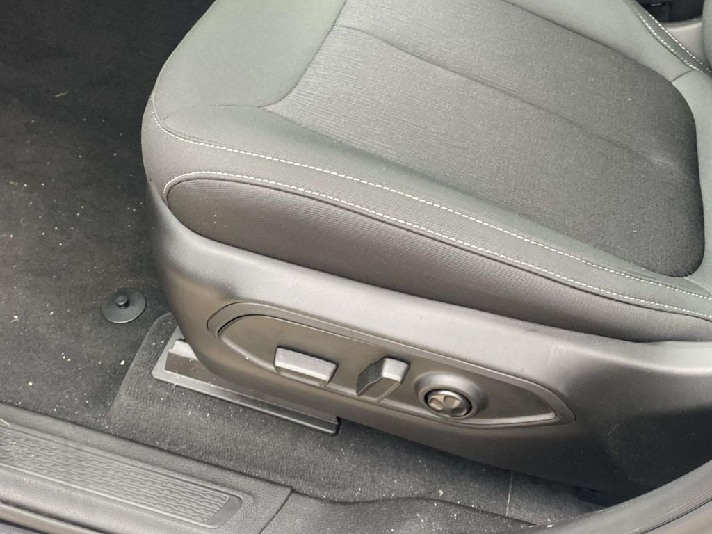 2026 Jeep Grand Cherokee GRAND CHEROKEE LAREDO X 4X2