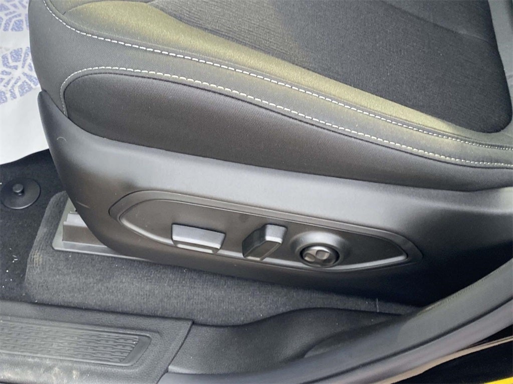 2025 Jeep Grand Cherokee GRAND CHEROKEE LAREDO 4X2