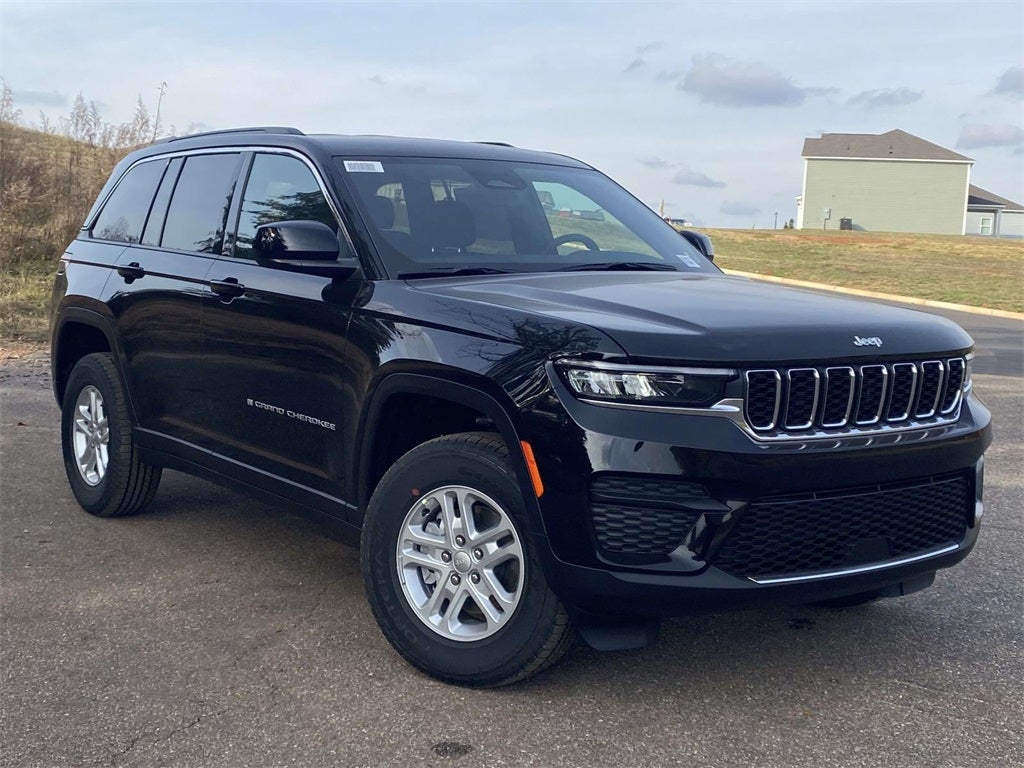 2025 Jeep Grand Cherokee GRAND CHEROKEE LAREDO 4X2