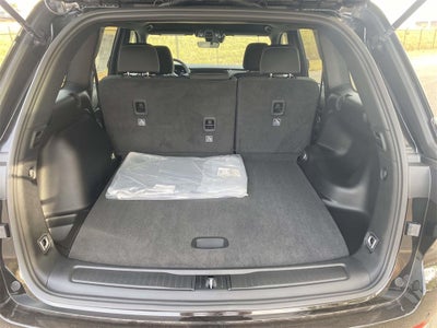 2025 Jeep Grand Cherokee GRAND CHEROKEE LAREDO 4X2