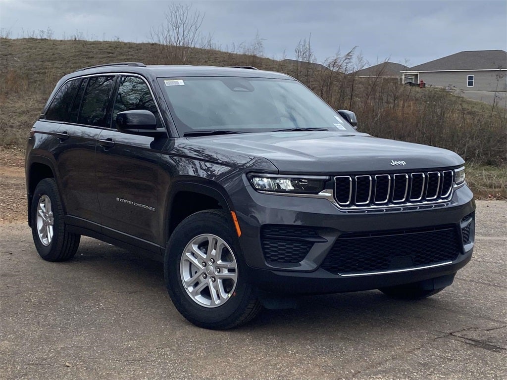 2025 Jeep Grand Cherokee GRAND CHEROKEE LAREDO 4X2