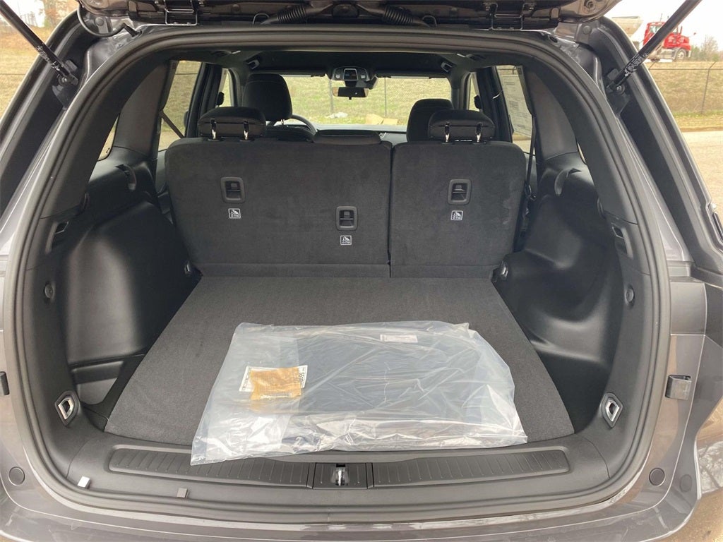 2025 Jeep Grand Cherokee GRAND CHEROKEE LAREDO 4X2