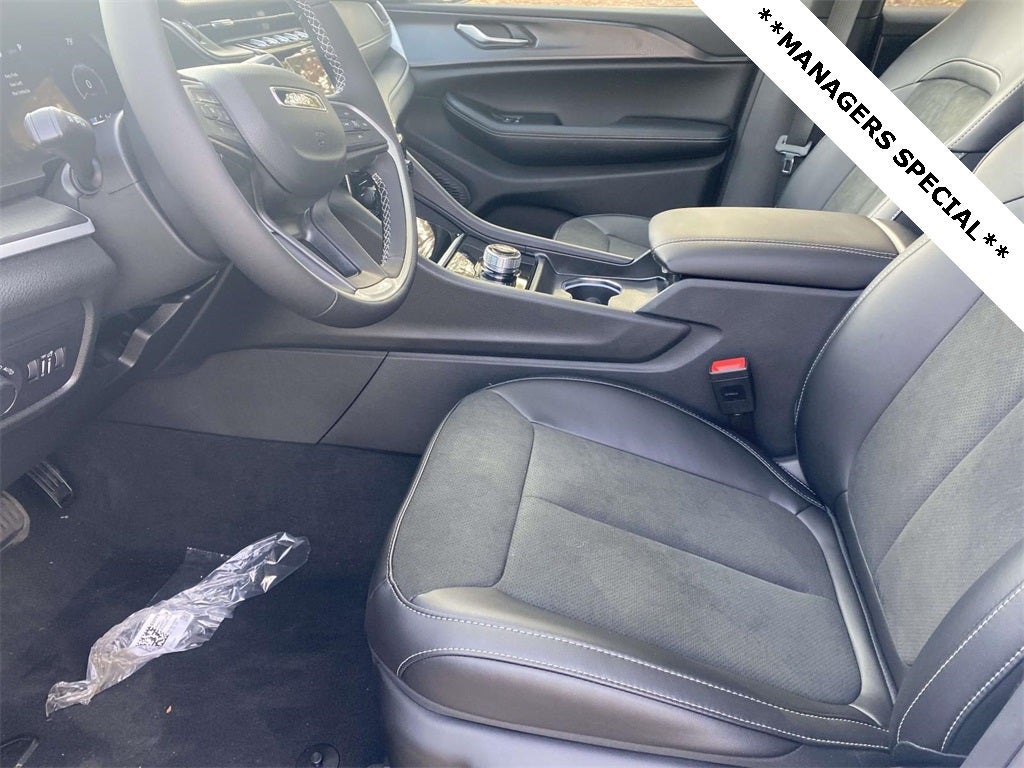 2025 Jeep Grand Cherokee GRAND CHEROKEE ALTITUDE X 4X2