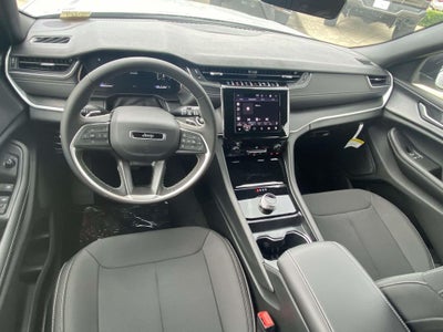 2026 Jeep Grand Cherokee GRAND CHEROKEE LAREDO 4X2