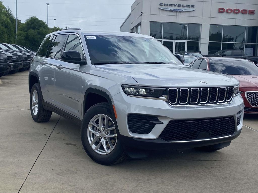 2026 Jeep Grand Cherokee GRAND CHEROKEE LAREDO 4X2