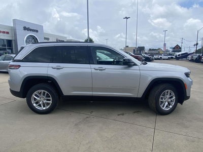 2026 Jeep Grand Cherokee GRAND CHEROKEE LAREDO 4X2