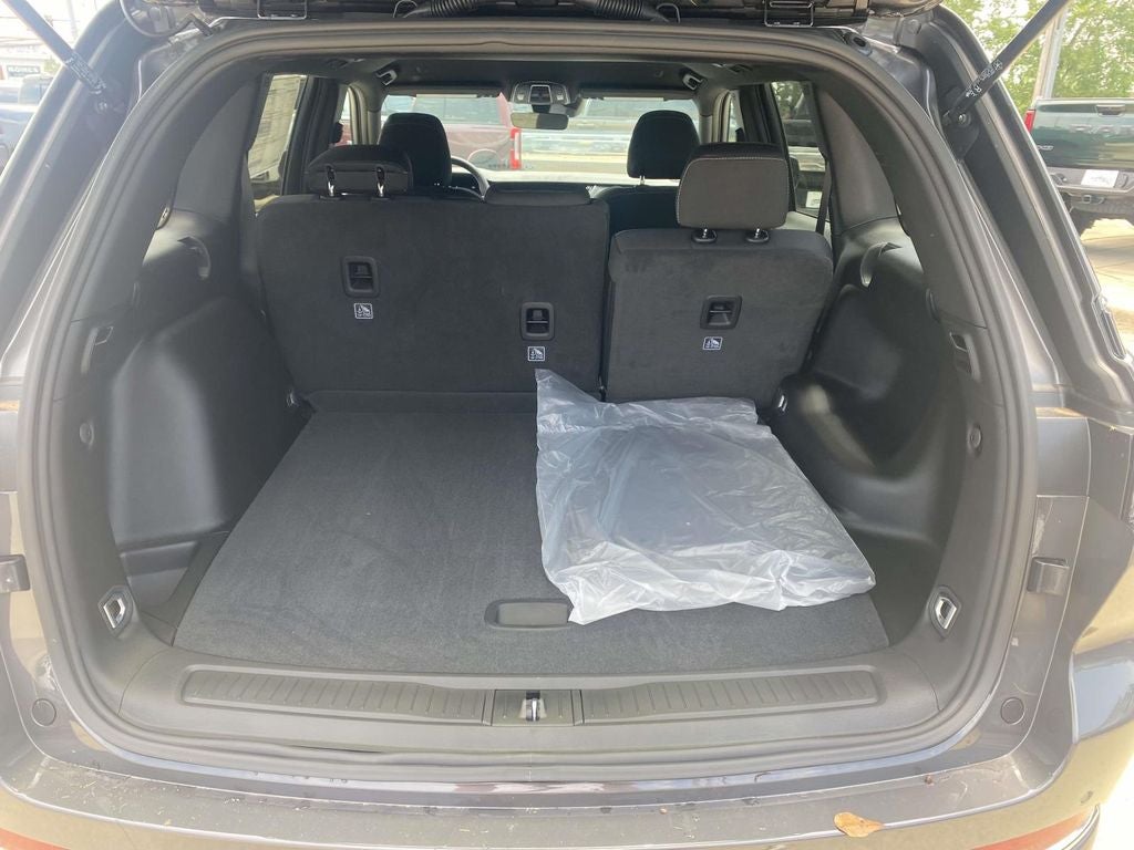 2026 Jeep Grand Cherokee GRAND CHEROKEE LAREDO 4X2