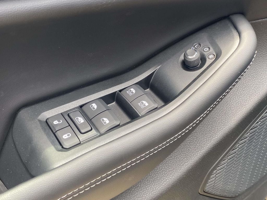 2026 Jeep Grand Cherokee GRAND CHEROKEE LAREDO 4X2