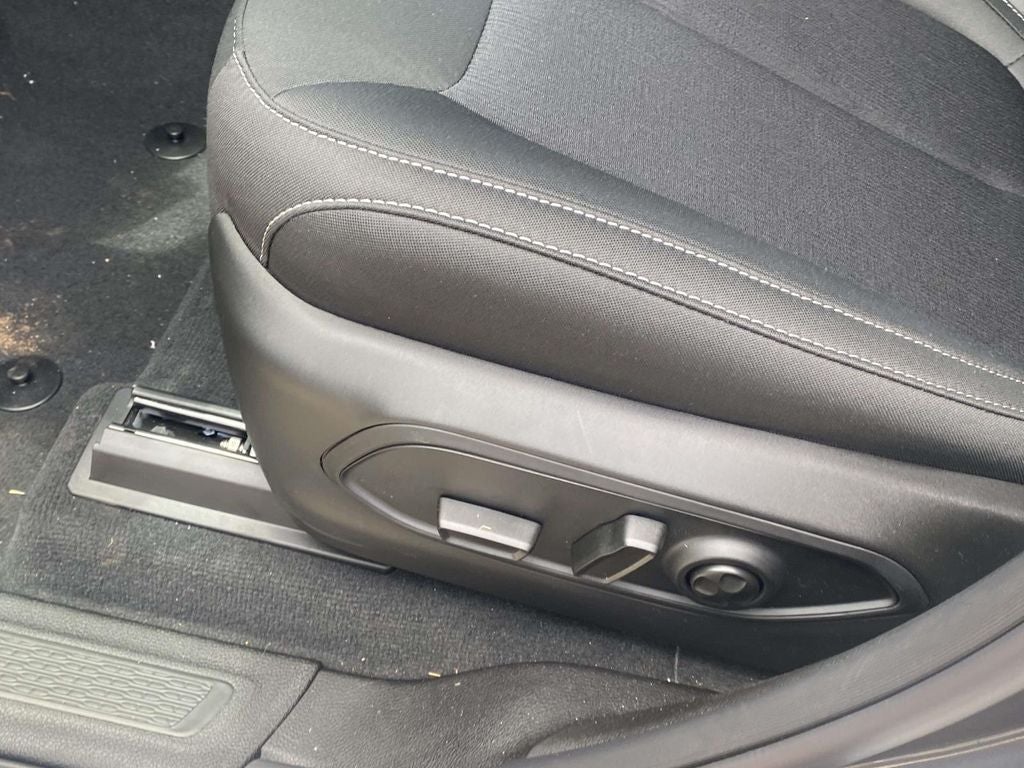 2026 Jeep Grand Cherokee GRAND CHEROKEE LAREDO 4X2