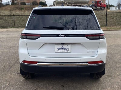 2025 Jeep Grand Cherokee GRAND CHEROKEE LAREDO 4X2