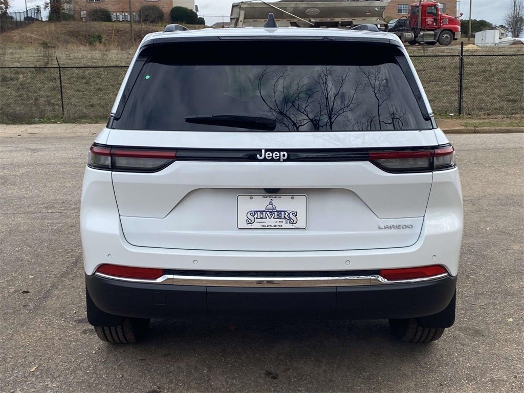 2025 Jeep Grand Cherokee GRAND CHEROKEE LAREDO 4X2