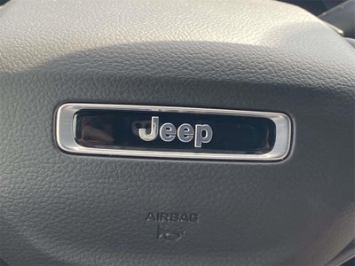 2025 Jeep Grand Cherokee GRAND CHEROKEE LAREDO 4X2