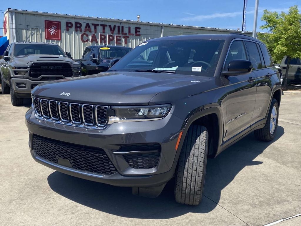 2026 Jeep Grand Cherokee GRAND CHEROKEE LAREDO X 4X2