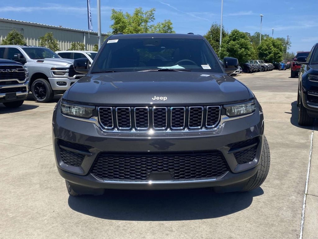 2026 Jeep Grand Cherokee GRAND CHEROKEE LAREDO X 4X2