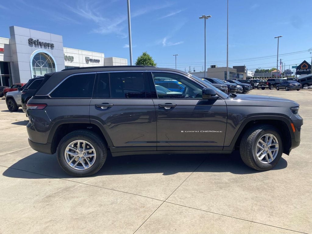 2026 Jeep Grand Cherokee GRAND CHEROKEE LAREDO X 4X2