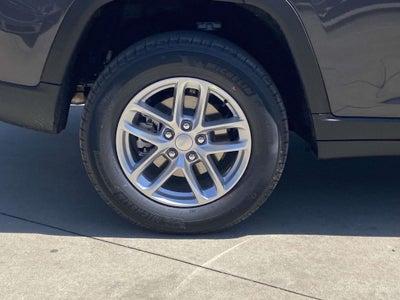 2026 Jeep Grand Cherokee GRAND CHEROKEE LAREDO X 4X2