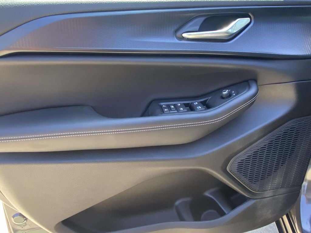 2026 Jeep Grand Cherokee GRAND CHEROKEE LAREDO X 4X2