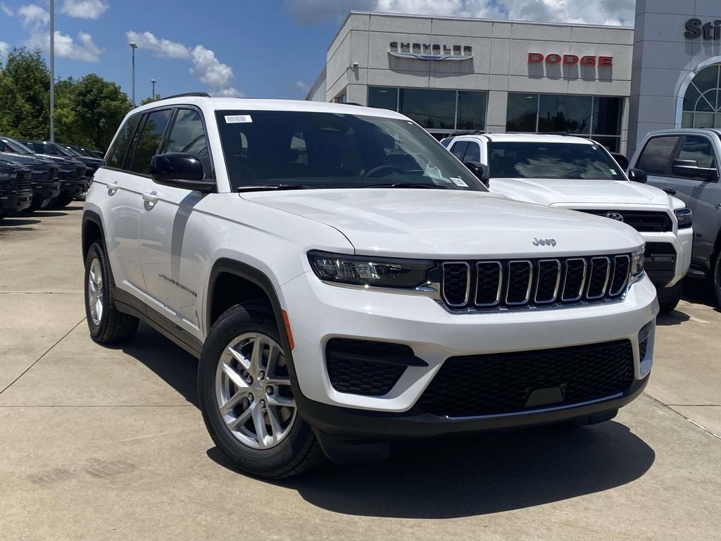 2026 Jeep Grand Cherokee GRAND CHEROKEE LAREDO X 4X2