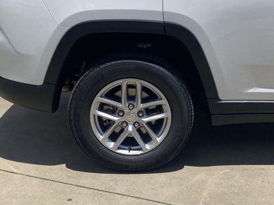 2026 Jeep Grand Cherokee GRAND CHEROKEE LAREDO X 4X2