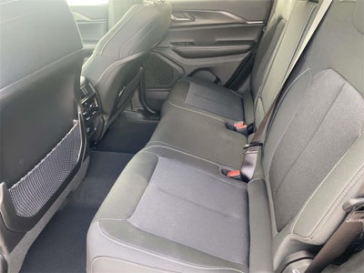 2025 Jeep Grand Cherokee GRAND CHEROKEE LAREDO 4X2