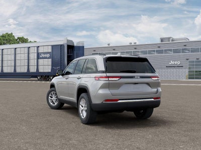 2026 Jeep Grand Cherokee GRAND CHEROKEE LAREDO X 4X2