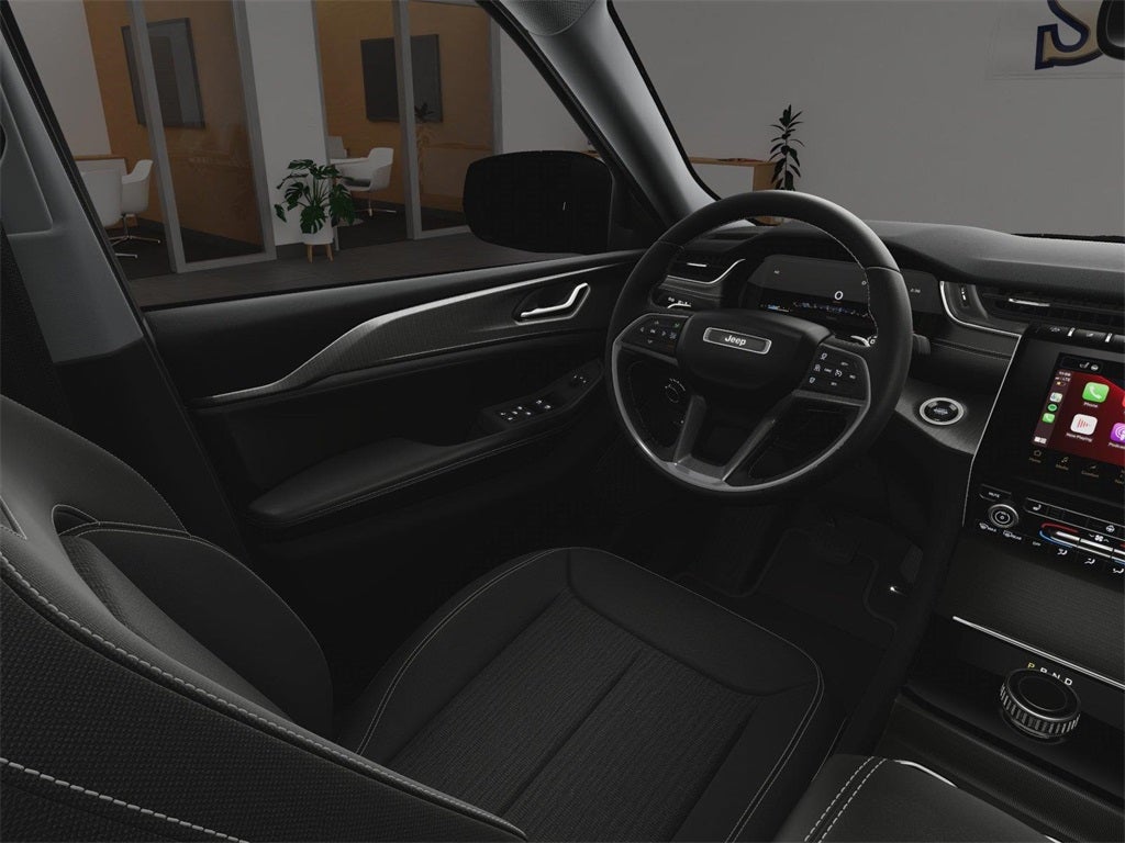 2025 Jeep Grand Cherokee GRAND CHEROKEE LAREDO 4X2