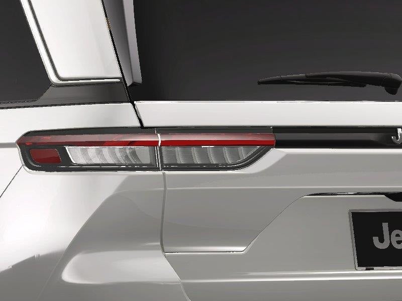 2025 Jeep Grand Cherokee GRAND CHEROKEE LAREDO 4X2