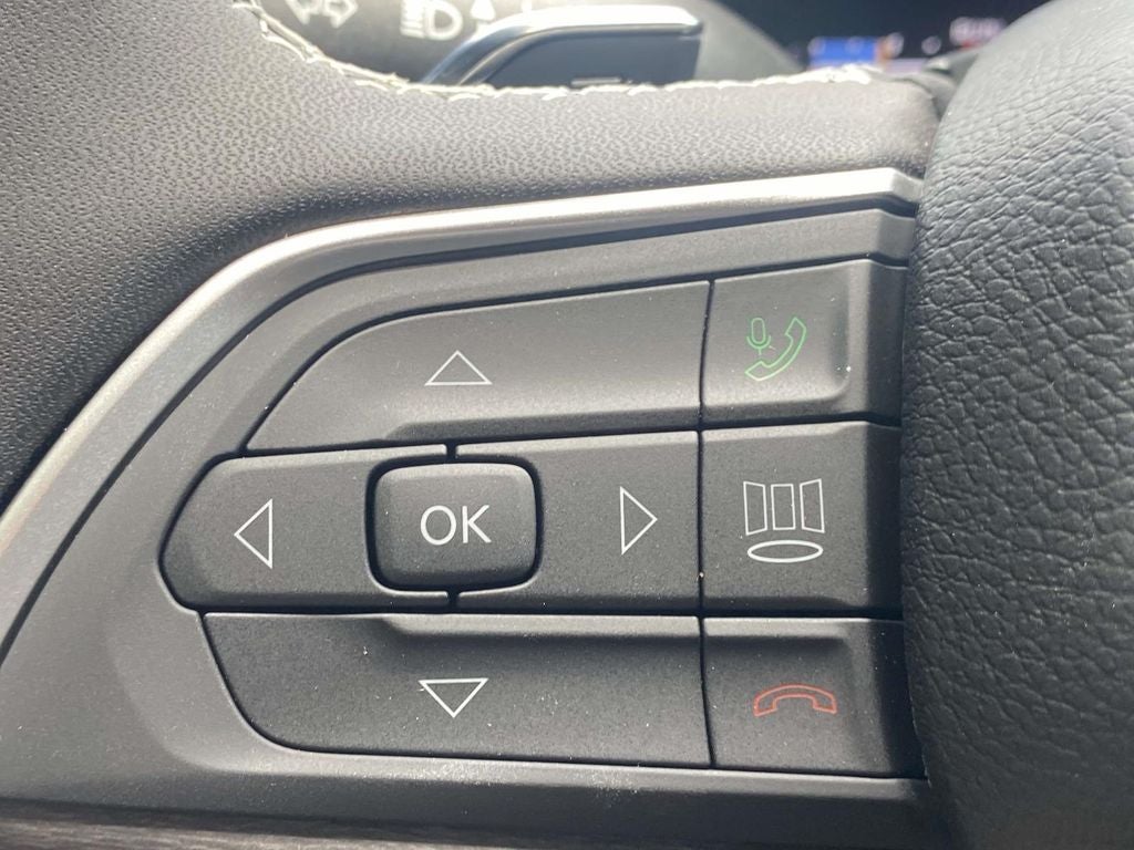 2026 Jeep Grand Cherokee GRAND CHEROKEE LAREDO ALTITUDE 4X2