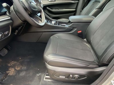 2026 Jeep Grand Cherokee GRAND CHEROKEE LAREDO ALTITUDE 4X2