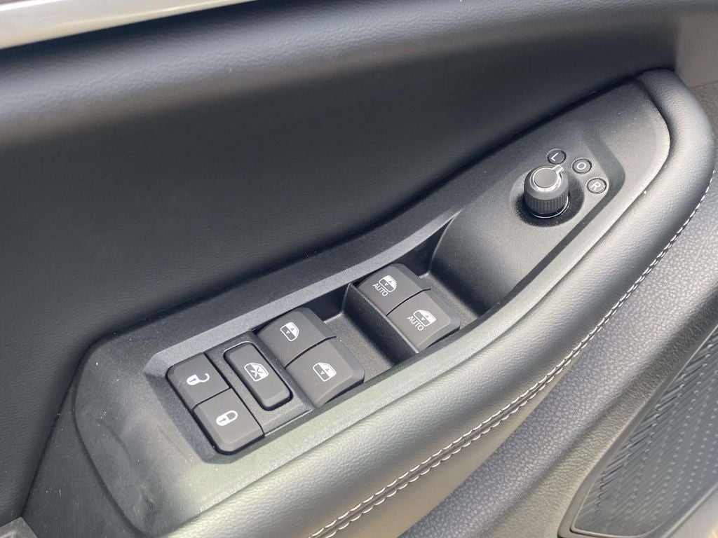 2026 Jeep Grand Cherokee GRAND CHEROKEE LAREDO ALTITUDE 4X2