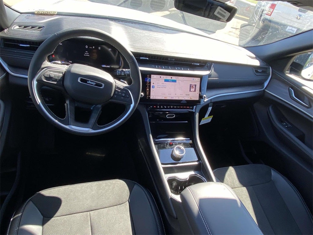 2026 Jeep Grand Cherokee GRAND CHEROKEE ALTITUDE 4X2