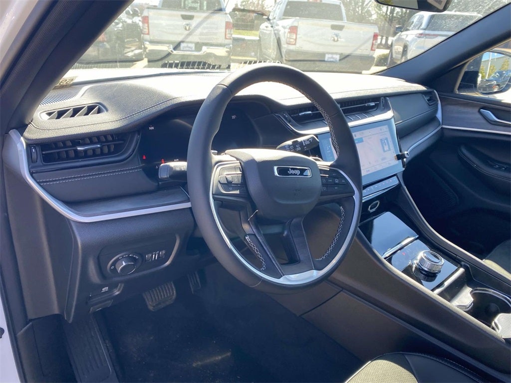 2026 Jeep Grand Cherokee GRAND CHEROKEE ALTITUDE 4X2