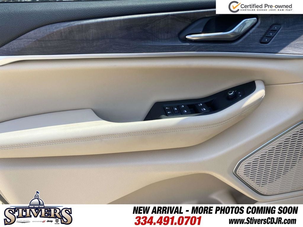 2025 Jeep Grand Cherokee Limited 4x2