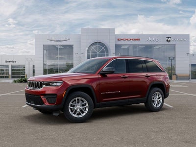 2025 Jeep Grand Cherokee GRAND CHEROKEE LAREDO X 4X4