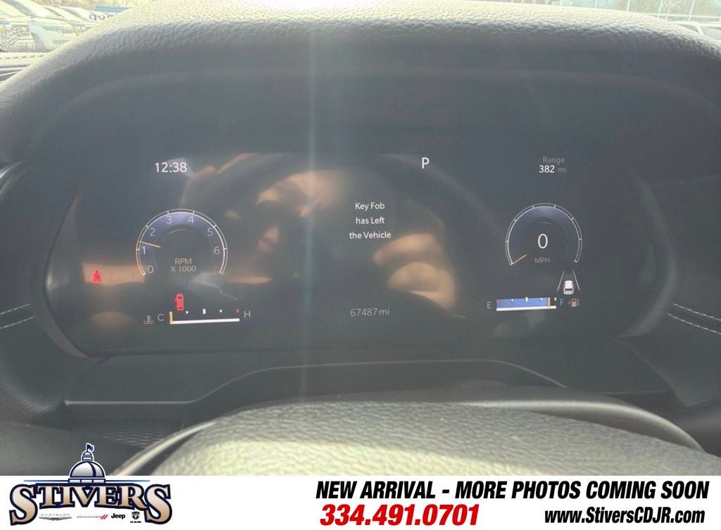 2023 Jeep Grand Cherokee Laredo 4x4