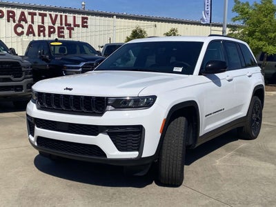 2026 Jeep Grand Cherokee GRAND CHEROKEE LAREDO ALTITUDE 4X4