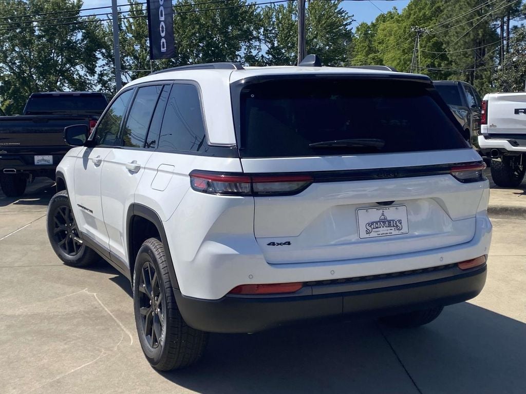 2026 Jeep Grand Cherokee GRAND CHEROKEE LAREDO ALTITUDE 4X4