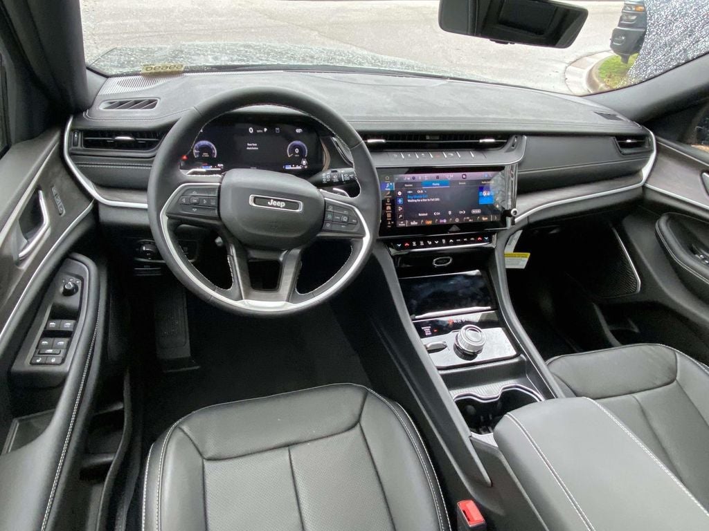 2026 Jeep Grand Cherokee GRAND CHEROKEE LIMITED RESERVE 4X4