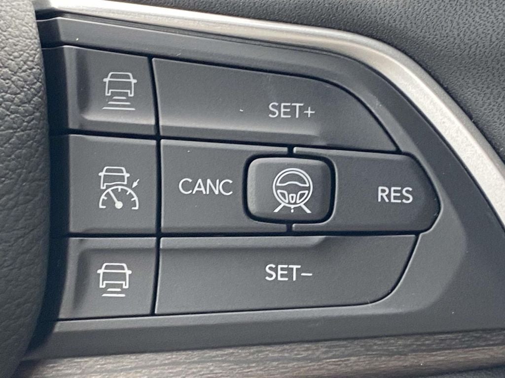 2026 Jeep Grand Cherokee GRAND CHEROKEE LIMITED RESERVE 4X4