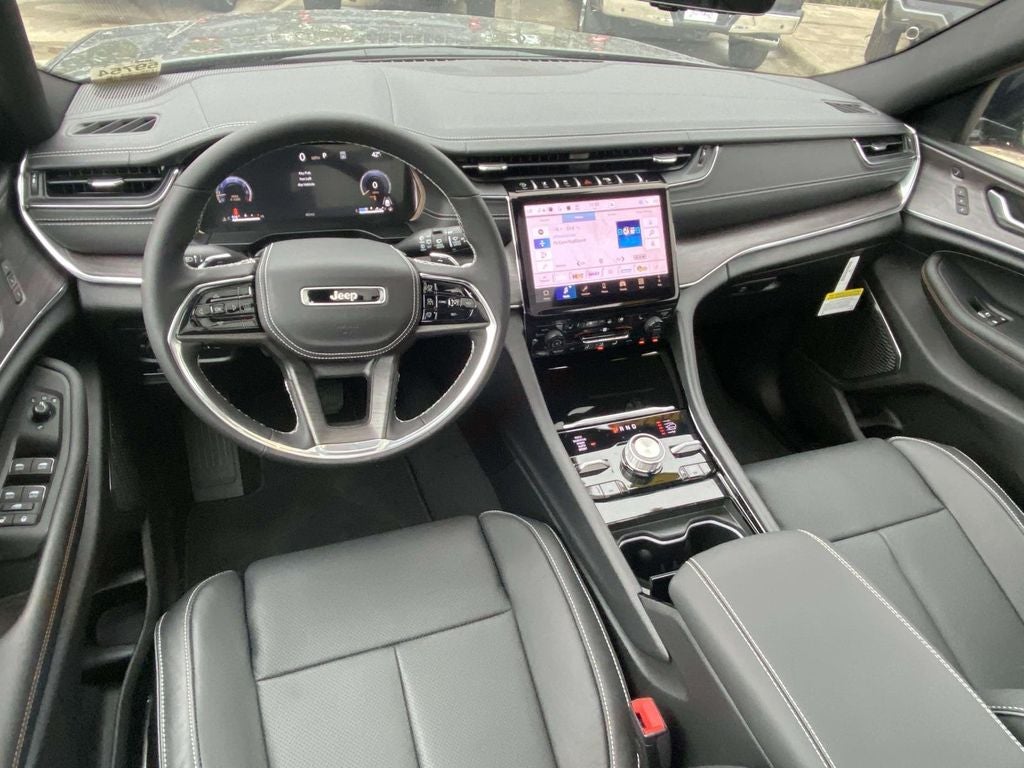 2025 Jeep Grand Cherokee GRAND CHEROKEE OVERLAND 4X4