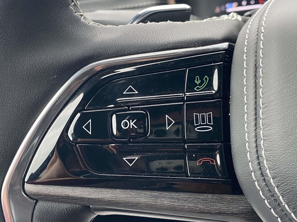 2025 Jeep Grand Cherokee GRAND CHEROKEE OVERLAND 4X4