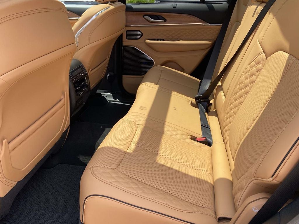 2026 Jeep Grand Cherokee GRAND CHEROKEE SUMMIT 4X4