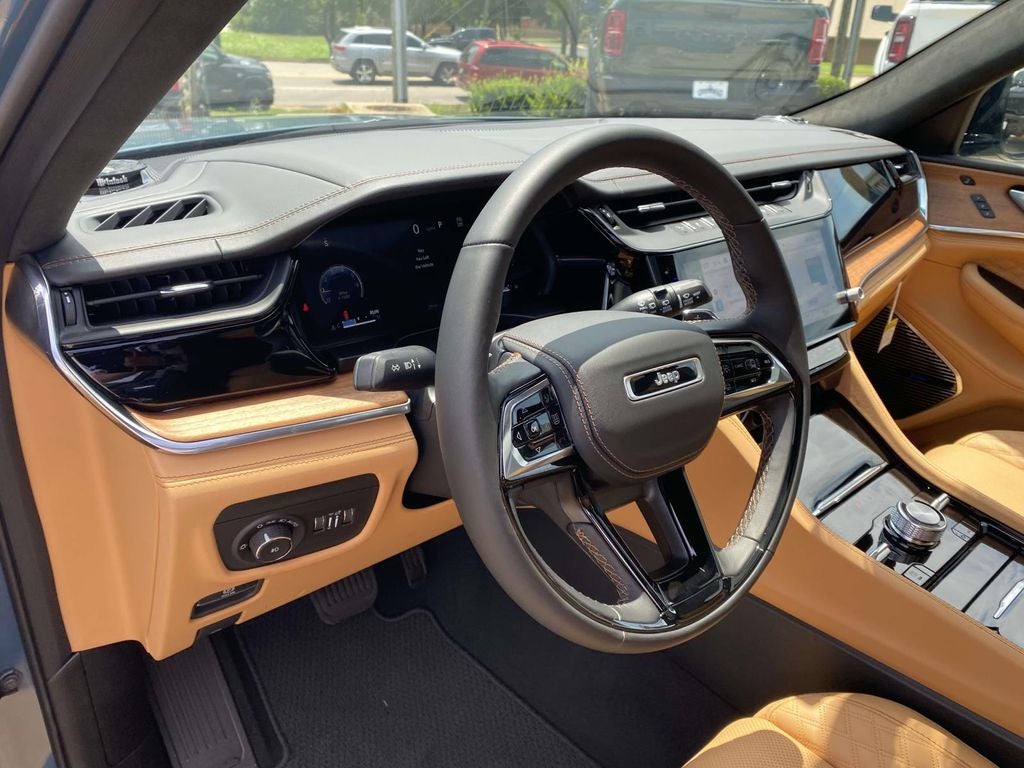 2026 Jeep Grand Cherokee GRAND CHEROKEE SUMMIT 4X4